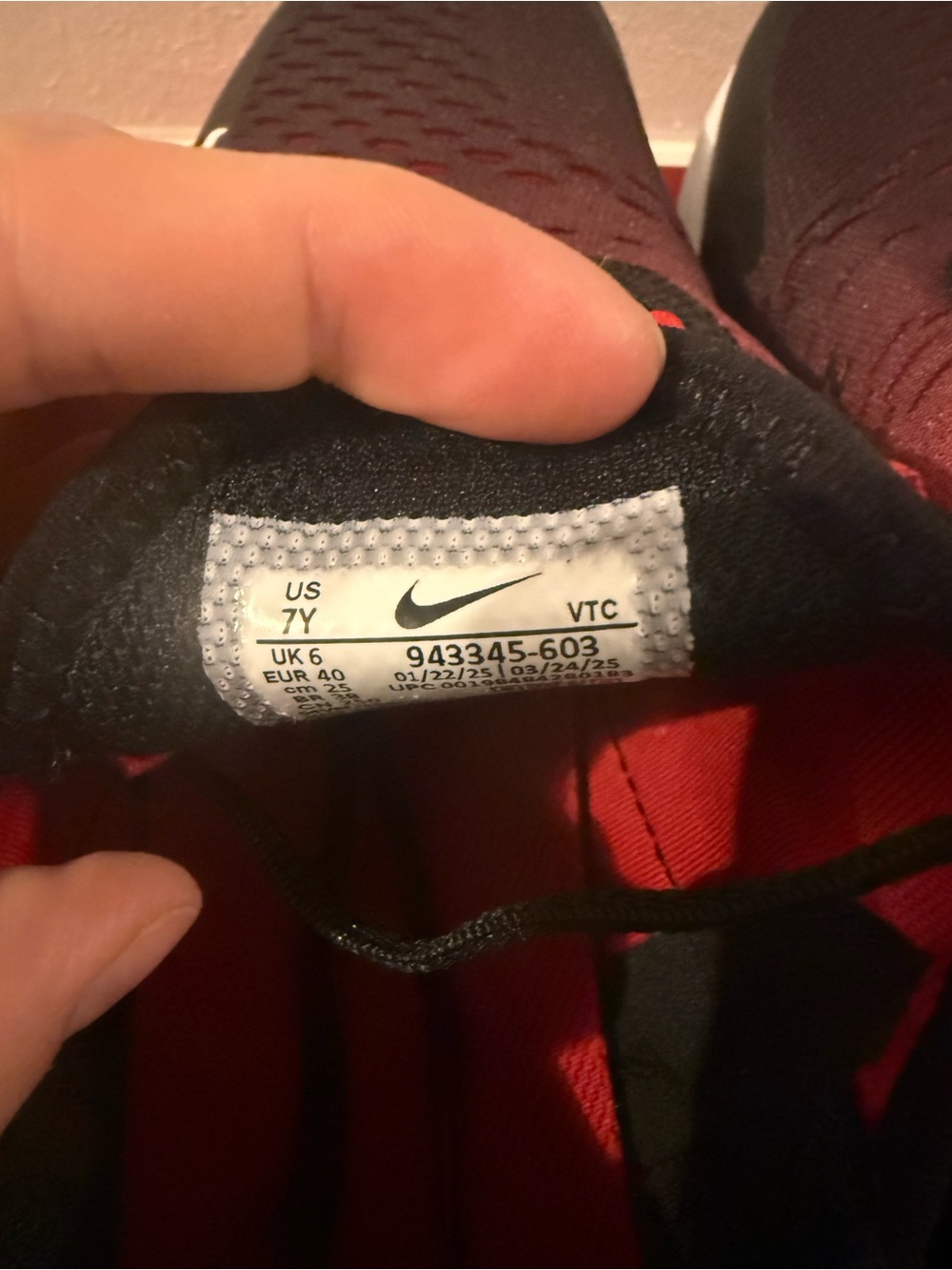 Nike Air Max 270 Women’s Shoes - Red/Black - Picture 5 of 7
